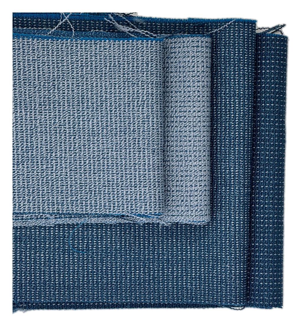 Overflate og vevstruktur i artikkel 8450/8453, ullbasert togtekstil fra Gudbrandsdalens Uldvarefabrik